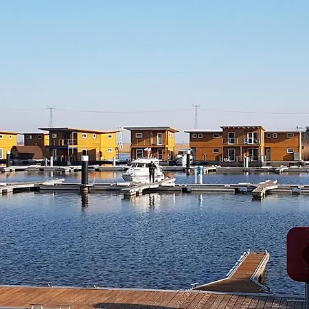 Floating Houses Comfort - 