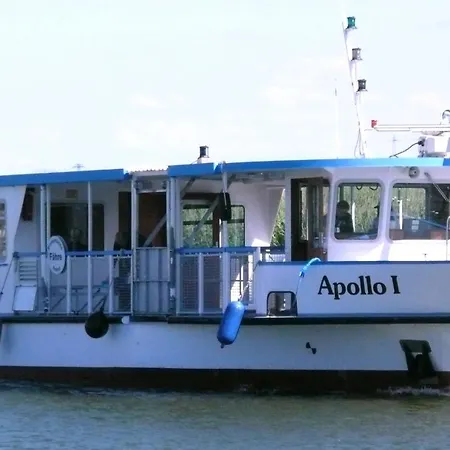 Floating Houses Comfort - 